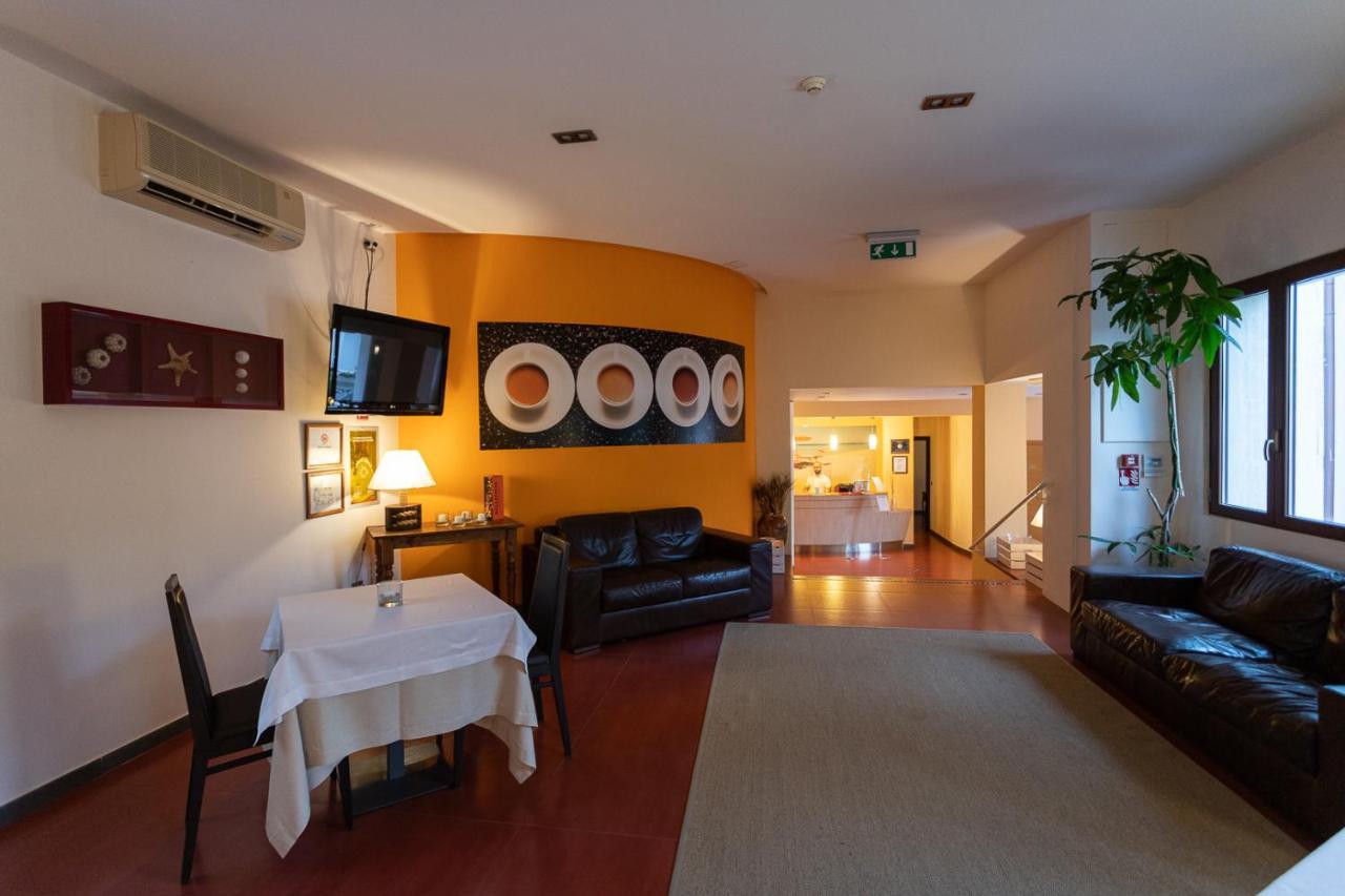 Club Azzurro Hotel & Resort Porto Cesareo Exterior photo
